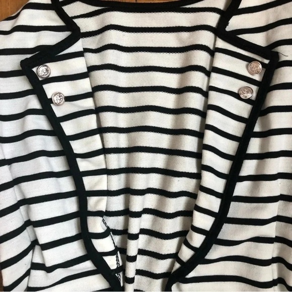 Zara Black and White Striped Blazer - Picture 7 of 7